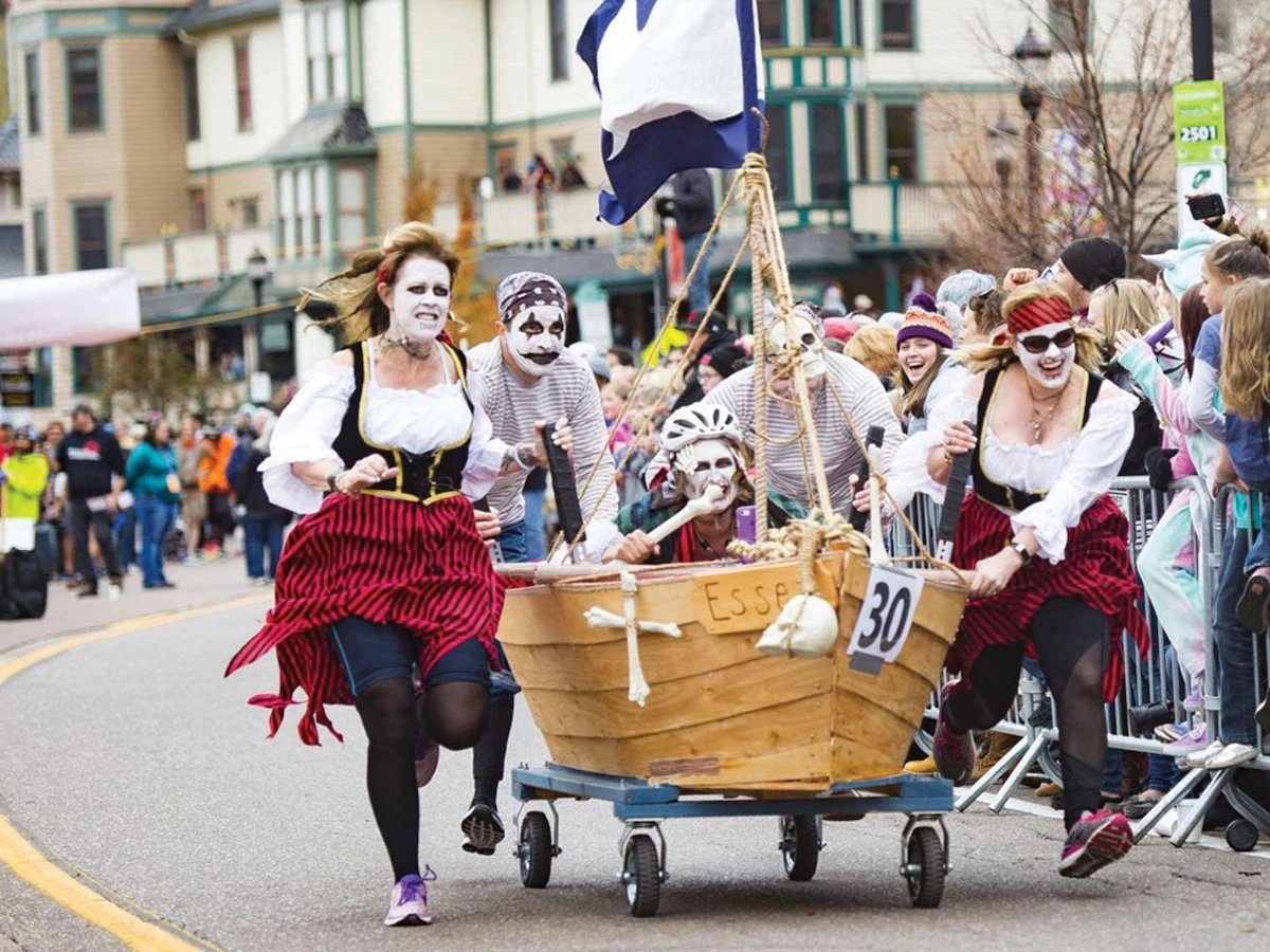 coffin-races-pirate